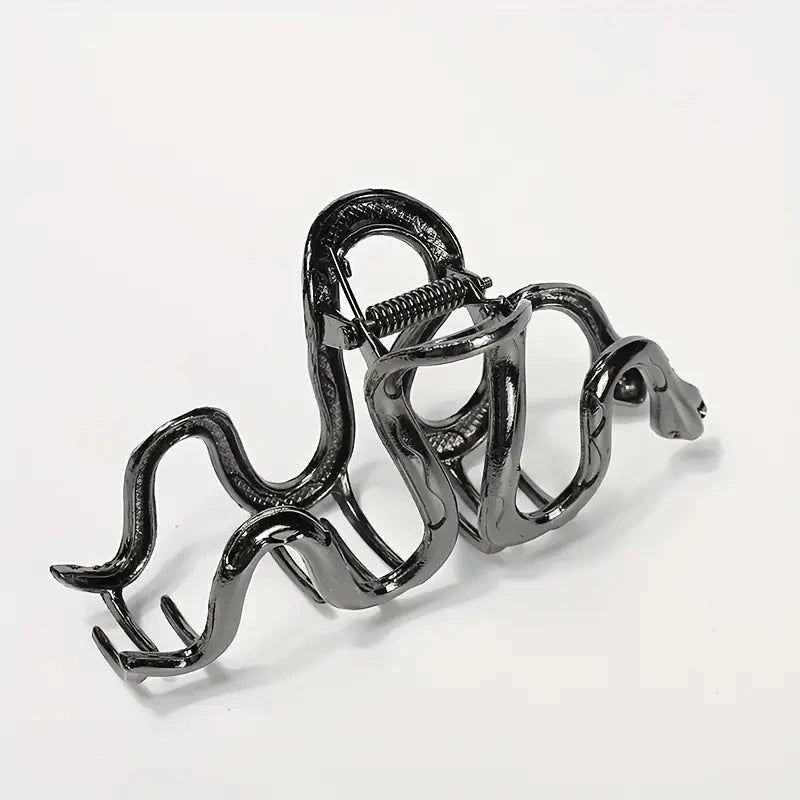 Pinza para el cabello gótica con diseño de serpiente