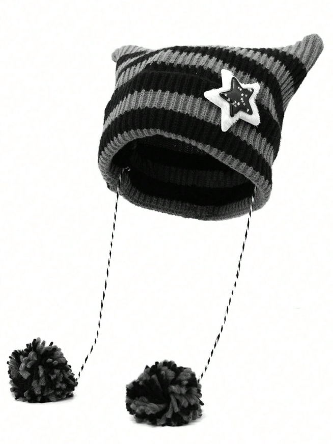 Gorro de pompones y orejas de gato