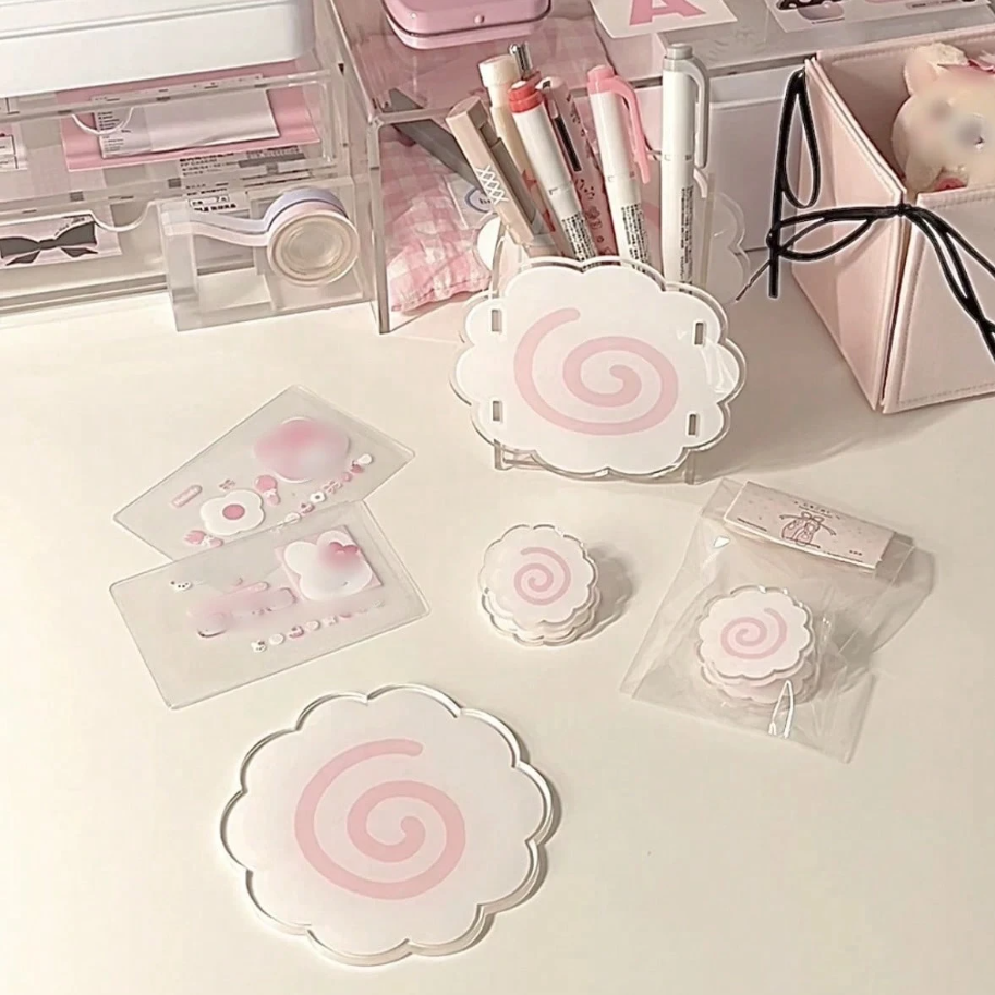 Soporte acrílico organizador con forma de naruto