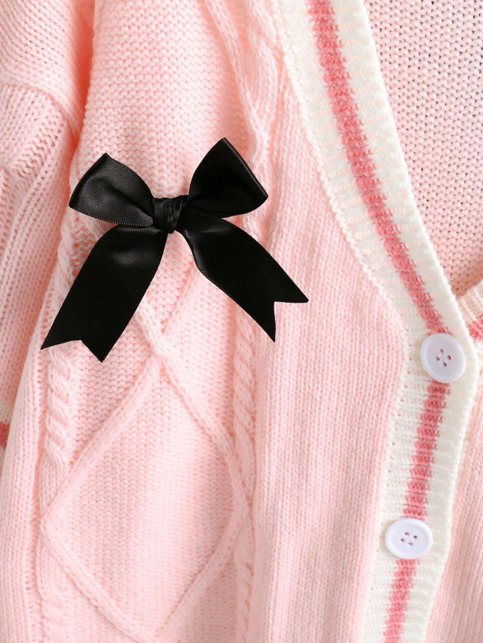 Cárdigan Y2K Rosa con Lazo negro – Estilo Japonés Vintage