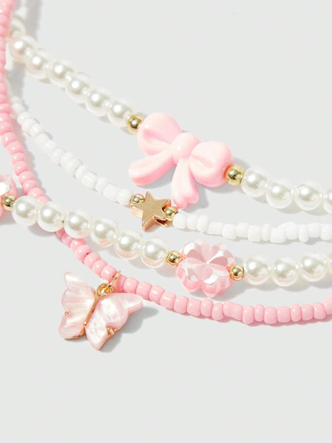 Set de 4  collares con colgante de corazón y mariposas