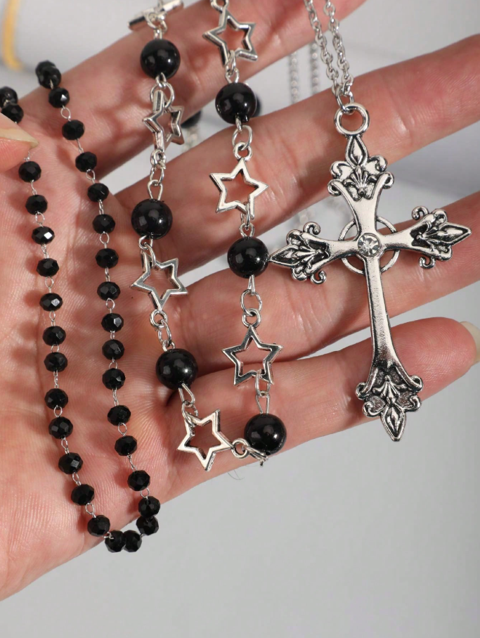 Set de 3 collares góticos con perlas negras y cruz