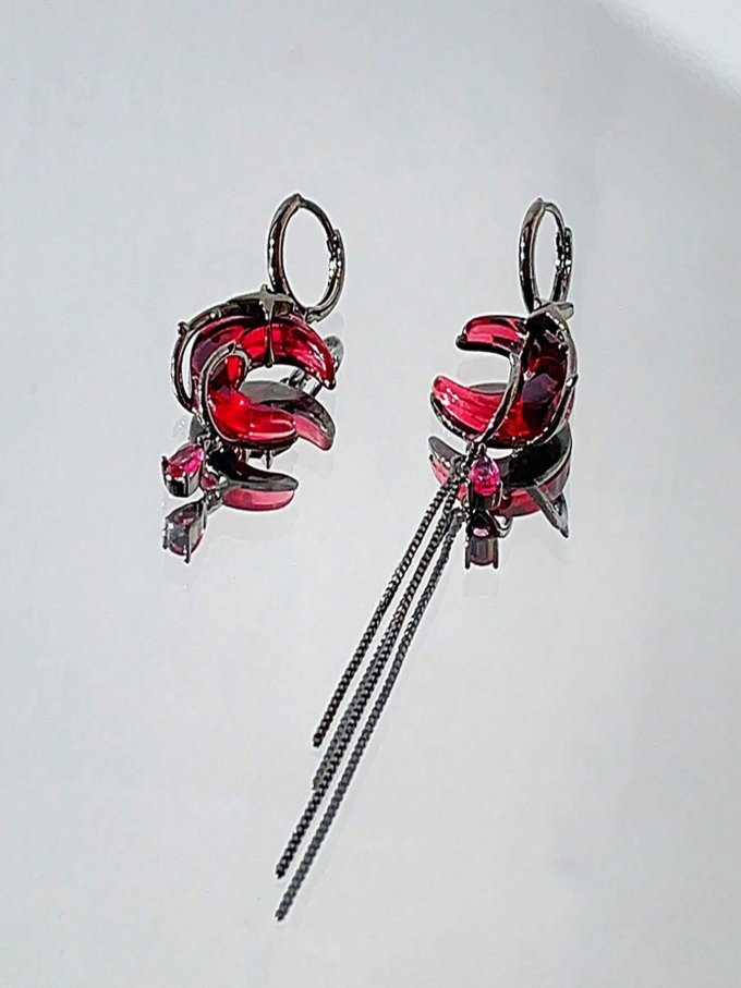 Pendientes de luna roja