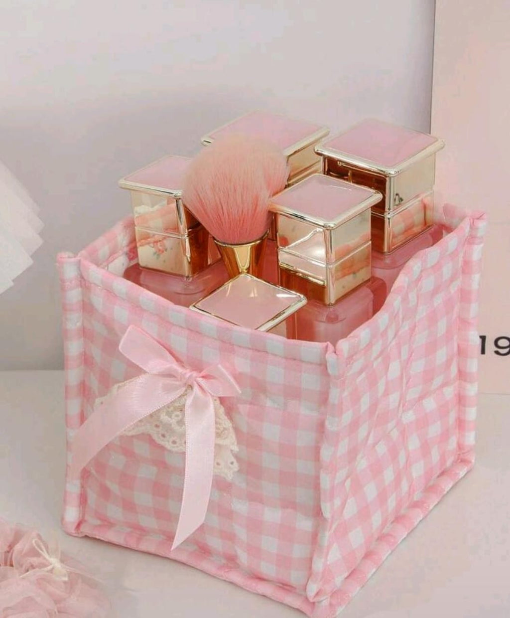 Cesta de almacenamiento de color blanco con lazo rosa (pequeña)